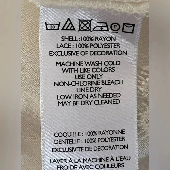 🤍‎ Ecoté Boutique Embroidered Lace Top Small - Picture 6 of 6